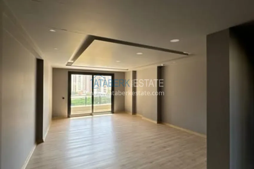 Приобрести Квартира 2+1 в жилом комплексе с инфраструктурой отельного типа район Соли-Мерсин 3 