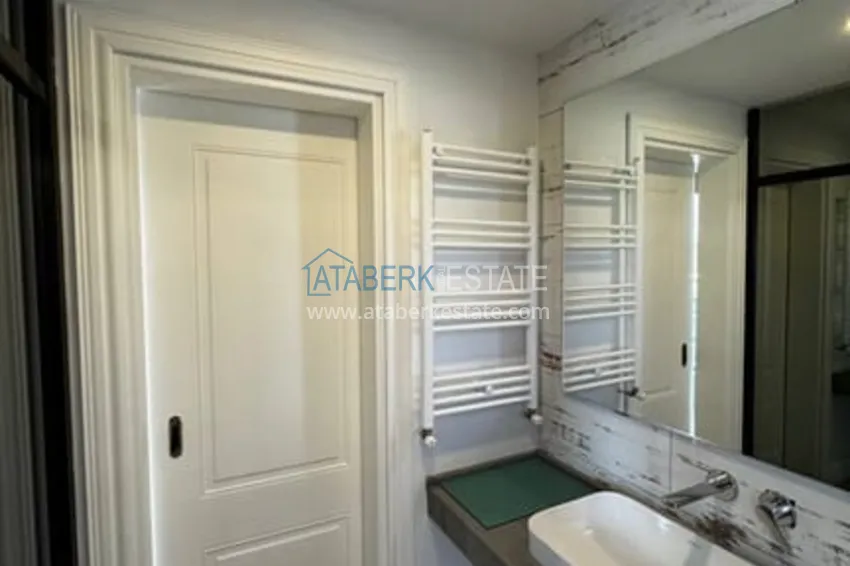 Приобрести Квартира 4+1 с роскошным ремонтом в комплексе отельного типа в районе Мезитли-Мерсин 19 