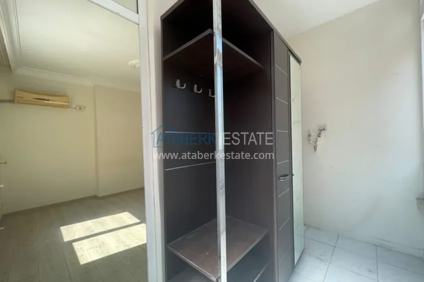 Приобрести Квартира 3+1 с отдельной кухней в 100 метрах от моря район Мезитли-Мерсин 11 