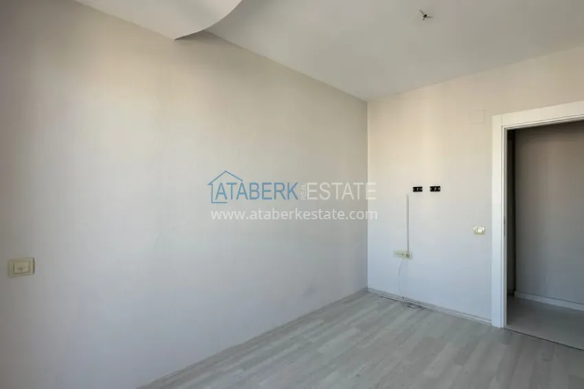 Приобрести Квартира 3+1 с отдельной кухней и остекленным балконом район Мезитли-Мерсин 16