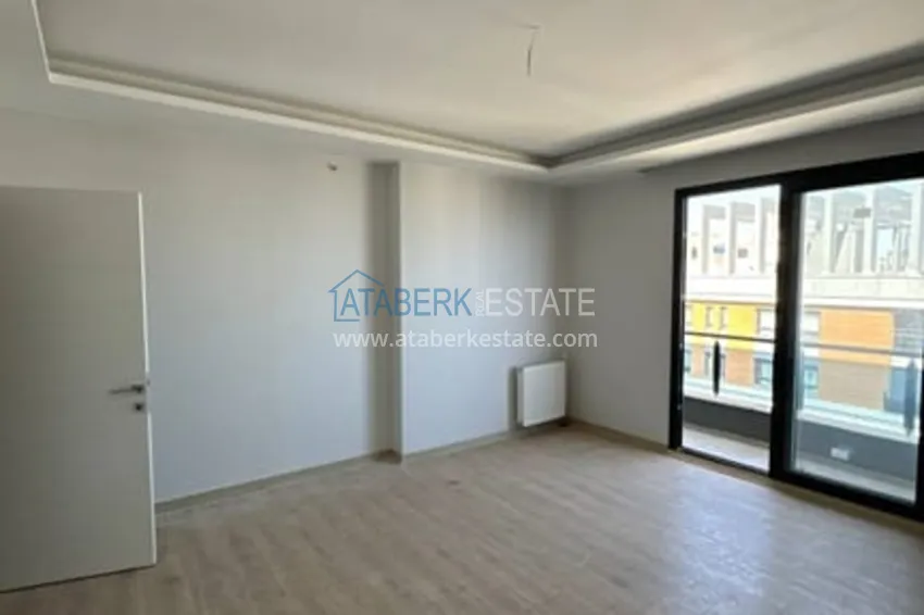 Приобрести Просторный пентхаус-дуплекс с открытым видом на море район Соли-Мерсин 16 