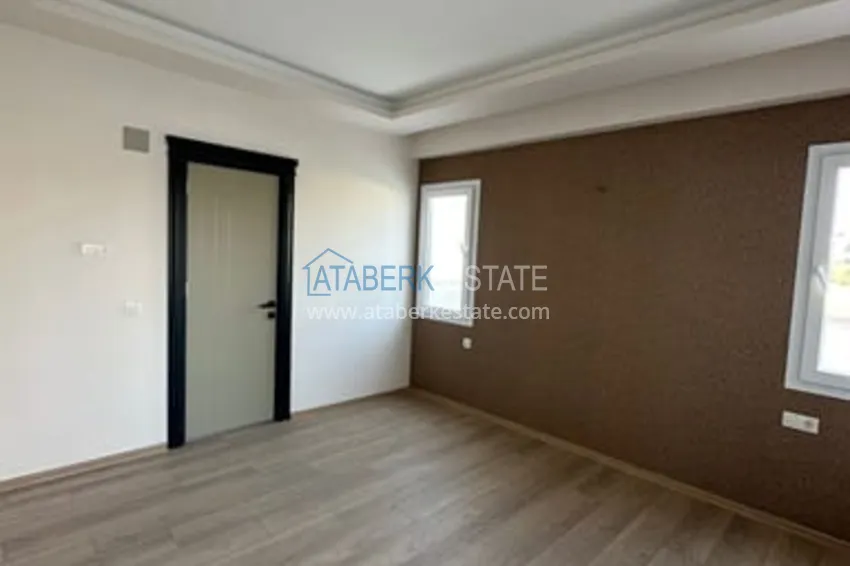 Приобрести Трехкомнатная квартира с чистовой отделкой и террасой район Мезитли-Мерсин 4 