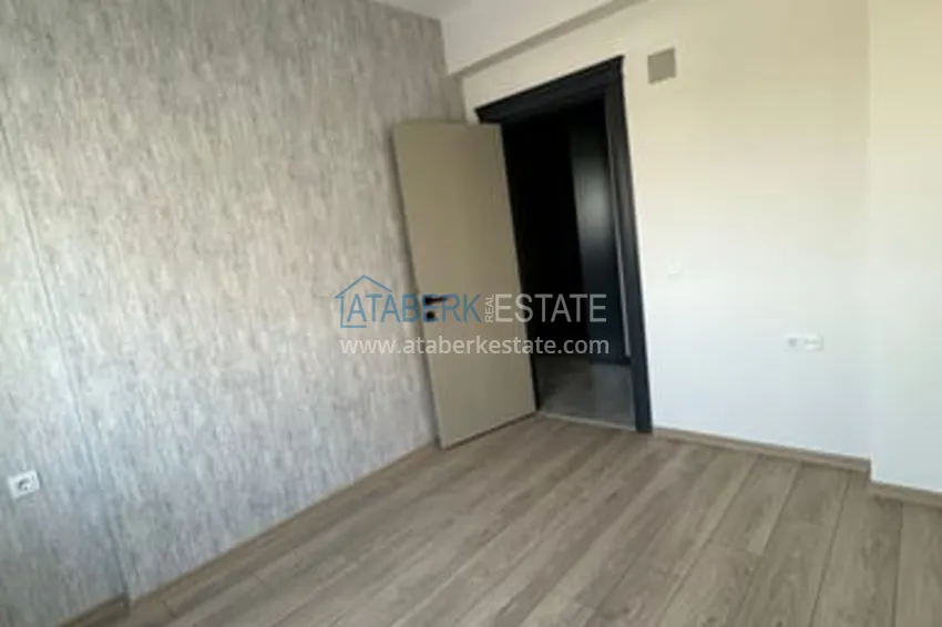 Приобрести Квартира 2+1 с чистовой отделкой в малоэтажном жилом комплексе Мезитли-Мерсин 7 