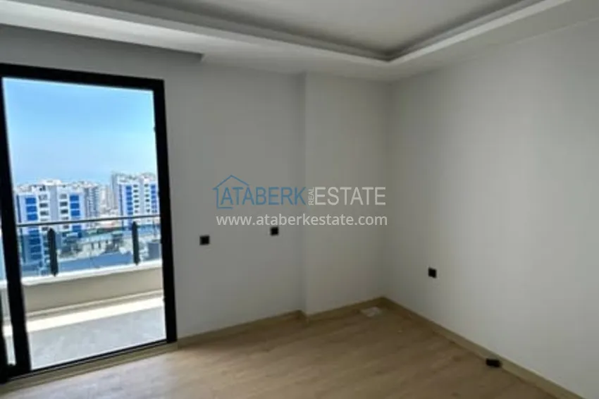 Приобрести Просторный пентхаус-дуплекс с открытым видом на море район Соли-Мерсин 19 