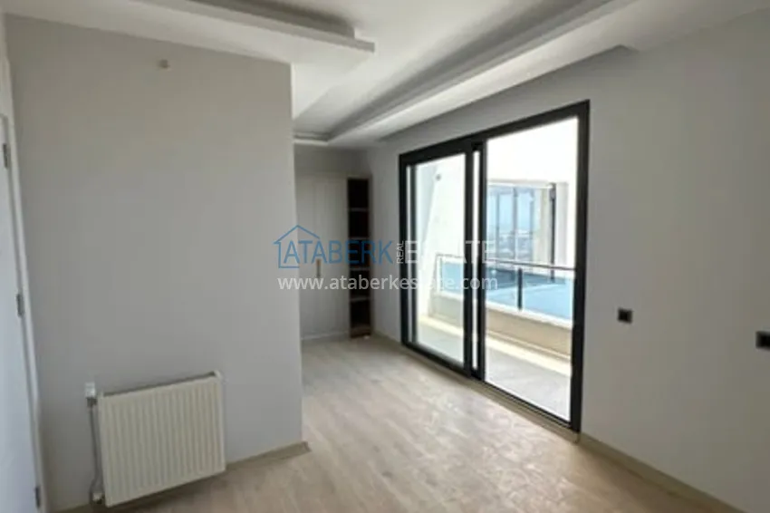 Приобрести Просторный пентхаус-дуплекс с открытым видом на море район Соли-Мерсин 20 