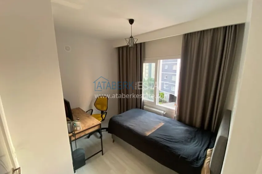 Приобрести Квартира 4+1 с отоплением и частично мебелью и техникой, район Соли-Мерсин 7 