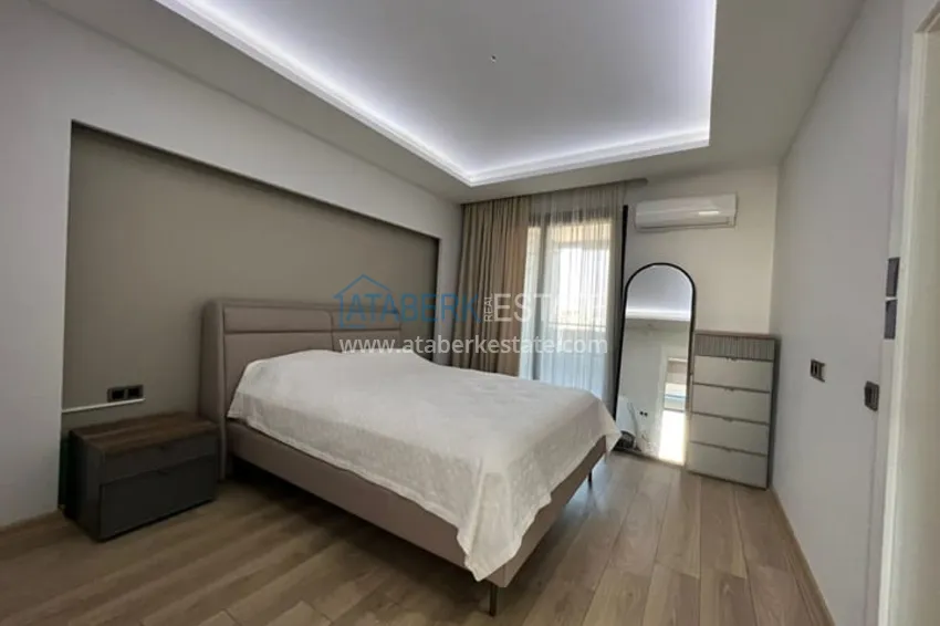 Приобрести Квартира 3+1 с мебелью и техникой в новом жилом комплексе в районе Соли-Мерсин 4 