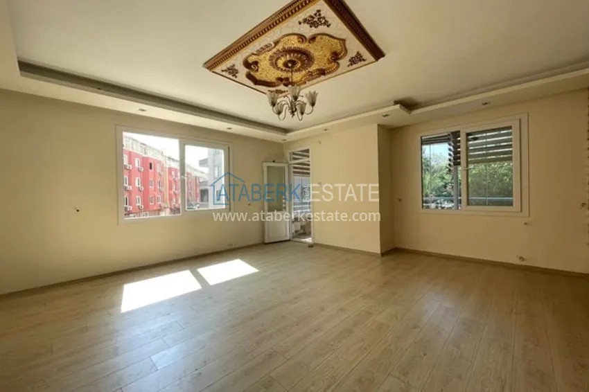 Приобрести Квартира 3+1 с отдельной кухней в 100 метрах от моря район Мезитли-Мерсин 18 