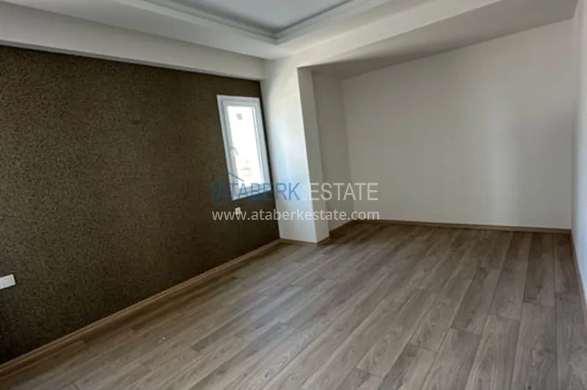 Приобрести Дуплекс 4+1 с собственным садом в районе Мезитли-Мерсин 11 