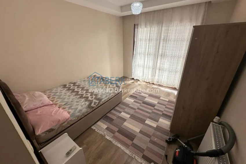 Приобрести Уютная трехкомнатная квартира с остекленным балконом в районе Мезитли-Мерсин 4 