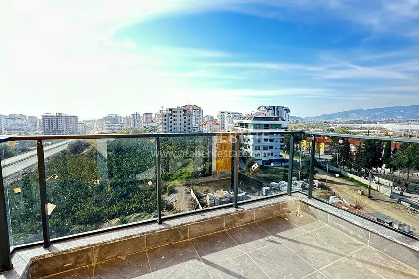 Приобрести Двухкомнатная квартира с видом на море и горы в новостройке – Алания, район Махмутлар 10