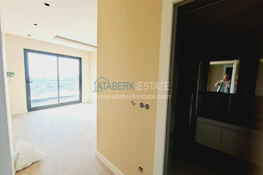 Приобрести Видовой пентхаус-дуплекс в элитном жилом комплексе – Алания, район Махмутлар 13 