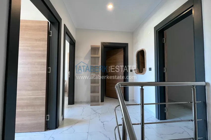 Приобрести Двухуровневый пентхаус «под ключ» с открытым видом на море и горы – новостройки Алании, район Махмутлар 13 