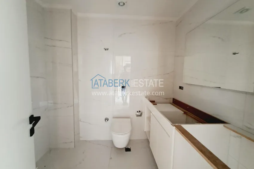 Приобрести Видовой пентхаус-дуплекс в элитном жилом комплексе – Алания, район Махмутлар 15 