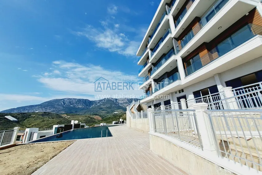 Видовой пентхаус-дуплекс в элитном жилом комплексе – Алания, район Махмутлар 4 