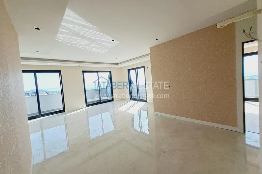 Приобрести Видовой пентхаус-дуплекс в элитном жилом комплексе – Алания, район Махмутлар 1 