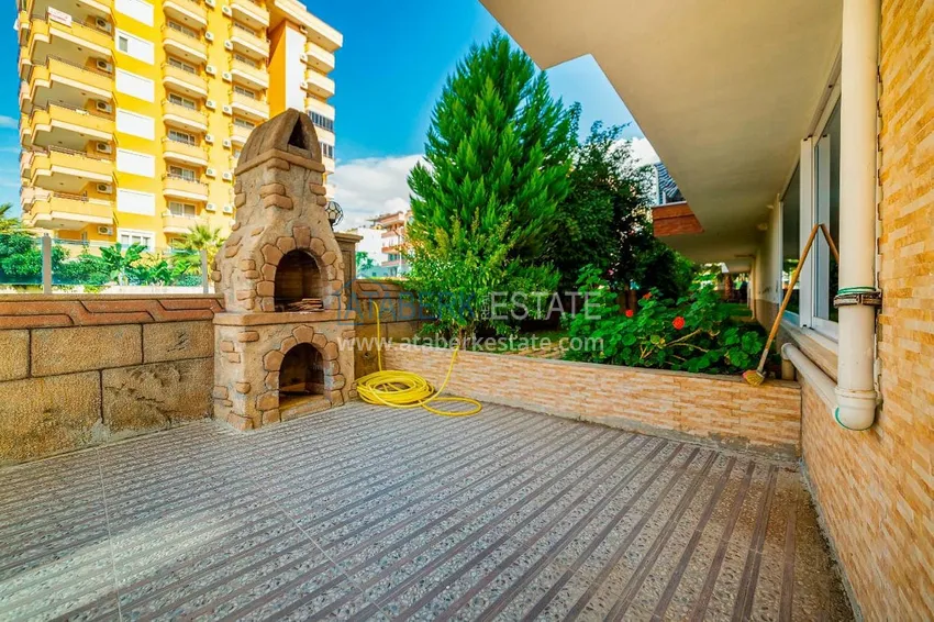 Двухкомнатная квартира в 300 метрах от моря - Алания, район Махмутлар 4 