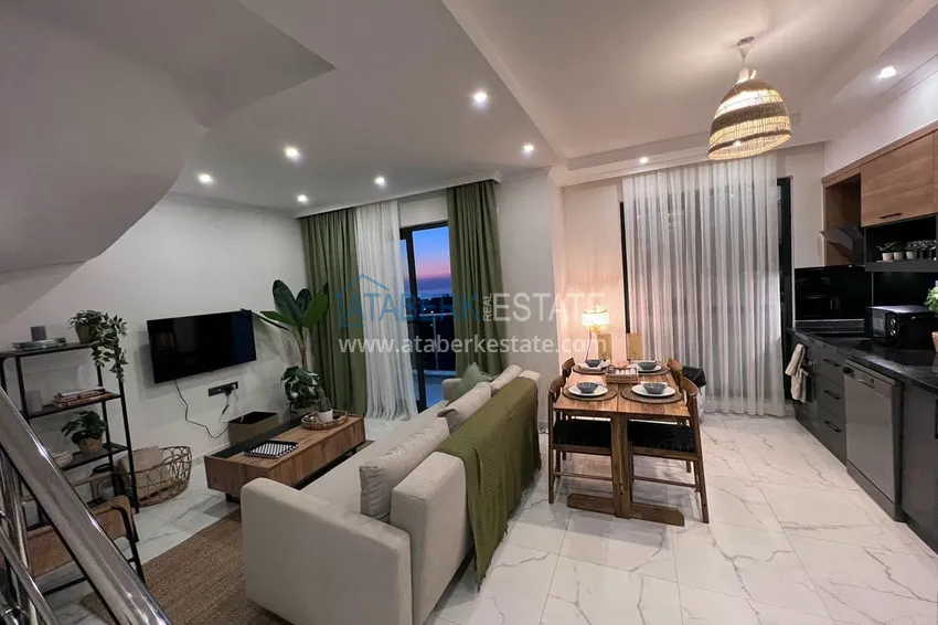 Приобрести Двухуровневый пентхаус «под ключ» с открытым видом на море и горы – новостройки Алании, район Махмутлар 4 