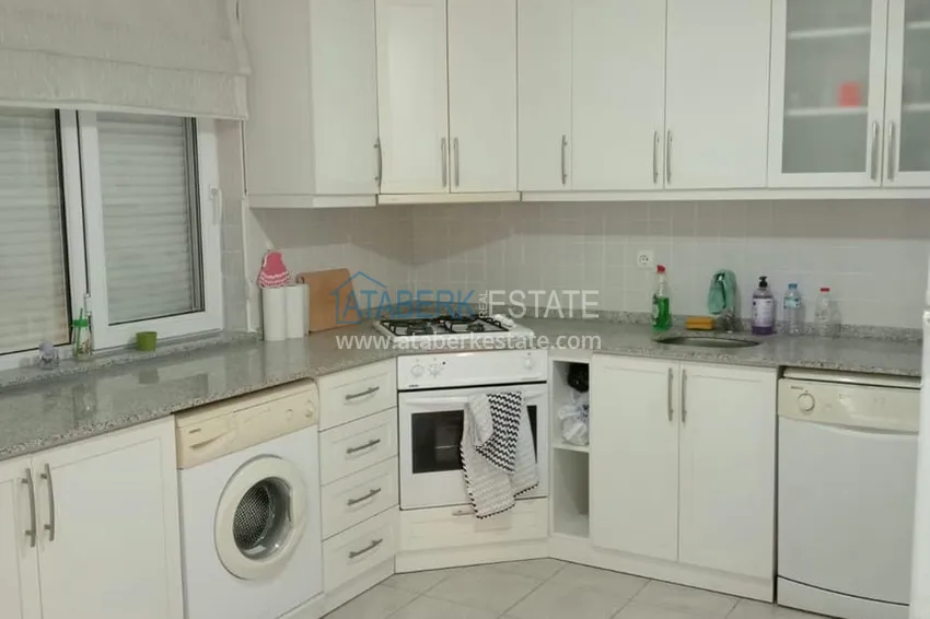 Приобрести Трехкомнатная квартира с мебелью в 300 метрах от моря – Алания, район Оба 10