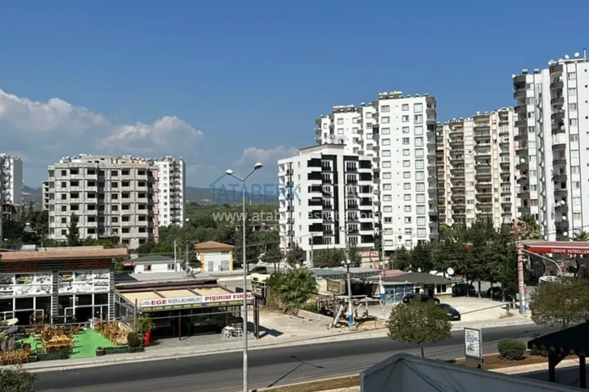 Четырёхкомнатная квартира в 150 метрах от моря в районе Соли-Мерсин 5 