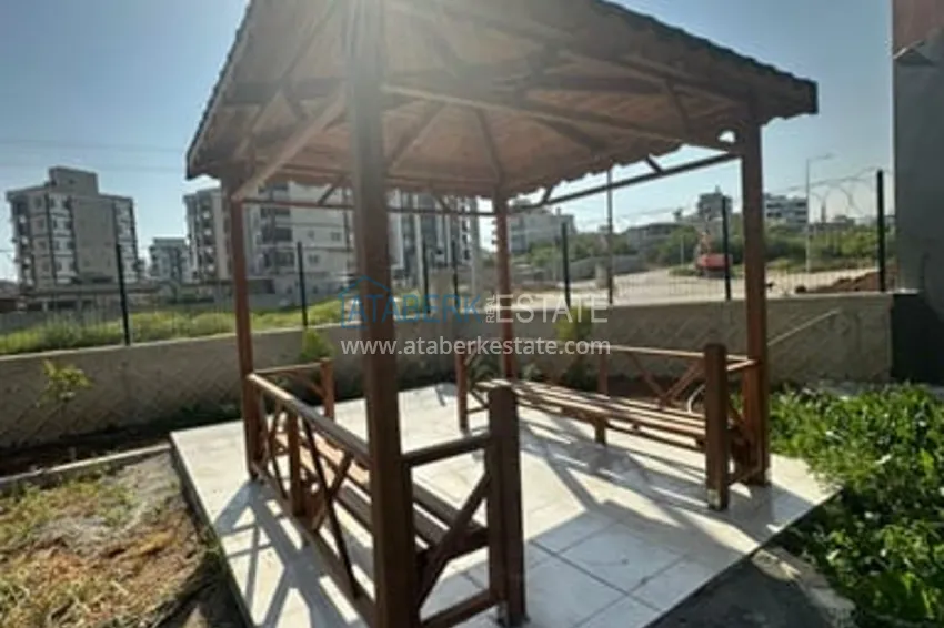 Квартира 2+1 с чистовой отделкой в малоэтажном жилом комплексе Мезитли-Мерсин 3 