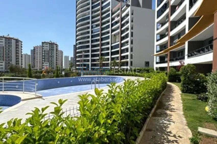 Просторный пентхаус-дуплекс с открытым видом на море район Соли-Мерсин 2 