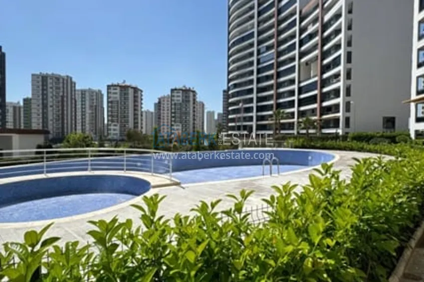 Просторный пентхаус-дуплекс с открытым видом на море район Соли-Мерсин 3 