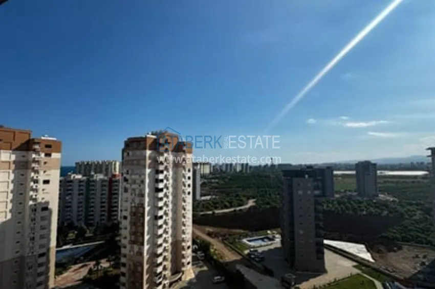 Приобрести Квартира 3+1 с видом на море в современном жилом комплексе Чешмели-Мерсин 23 