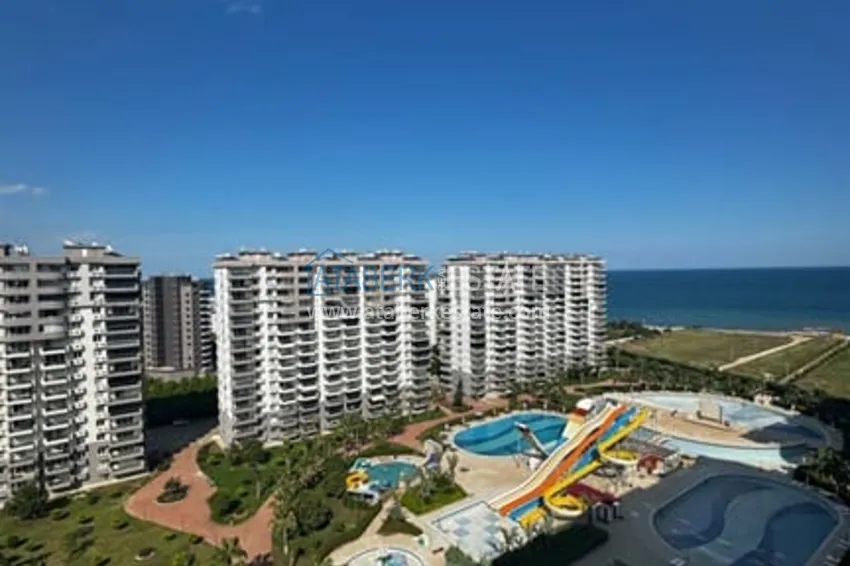 Квартира 3+1 с видом на море в современном жилом комплексе Чешмели-Мерсин 7 