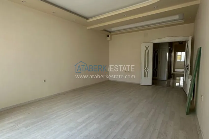 Приобрести Квартира 3+1 с отдельной кухней и застекленным балконом Соли-Мерсин 3 