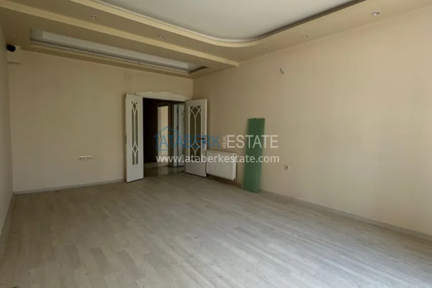 Приобрести Квартира 3+1 с отдельной кухней и застекленным балконом Соли-Мерсин 6 