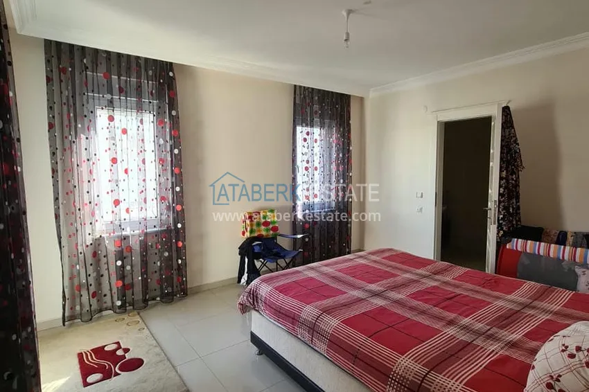 Приобрести Двухэтажная квартира с мебелью и сауной в центре Алании на первой береговой - район пляжа Клеопатра. Недвижимость под ВНЖ 10 