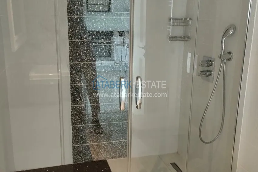 Приобрести Просторная двухкомнатная квартира с панорамным видом на море напрямую от владельца в Алании - район Конаклы 11