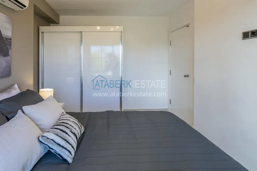 Приобрести Квартира под ключ на первой береговой линии в Алании, район Оба. Подходит под ВНЖ 13 