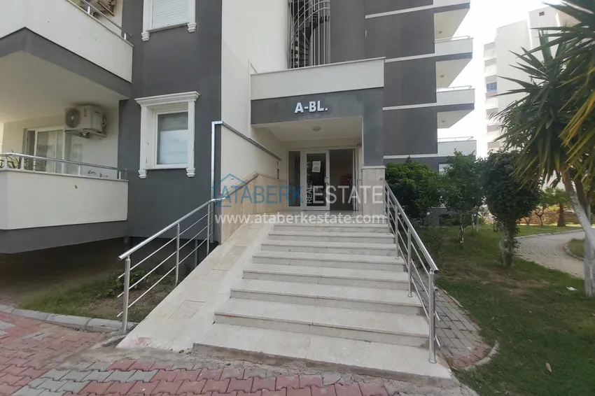 Просторная трехкомнатная квартира с видом на море и горы в районе Махмутлар, Алания  14 