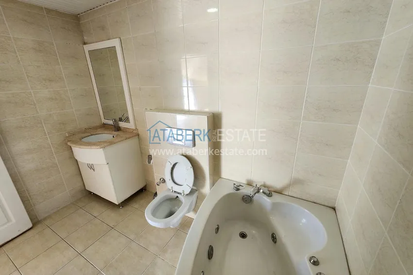 Приобрести Пентхаус-дуплекс в уютном жилом комплексе рядом с морем – Алания, район Оба 18 