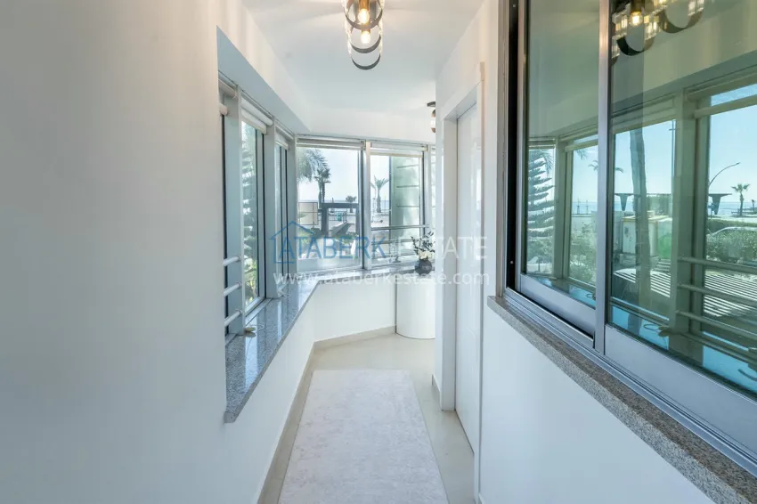 Приобрести Квартира под ключ на первой береговой линии в Алании, район Оба. Подходит под ВНЖ 17 