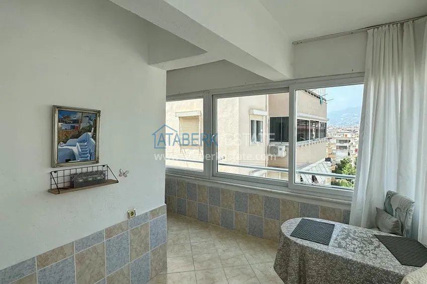 Приобрести Трехкомнатная квартира в уютном комплексе с бассейном в 300 метрах от моря 17