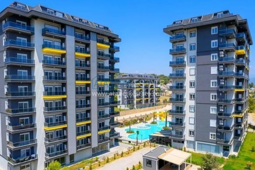 Двухкомнатная квартира под ключ с застекленным балконом в Алании, район Авсаллар. Доступна рассрочка 1 