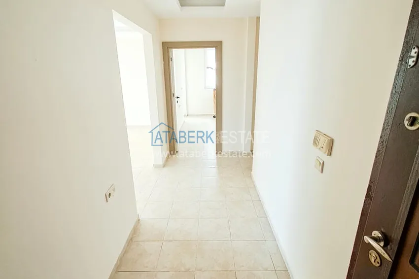 Приобрести Просторная трехкомнатная квартира с видом на море и горы в районе Махмутлар, Алания  1 