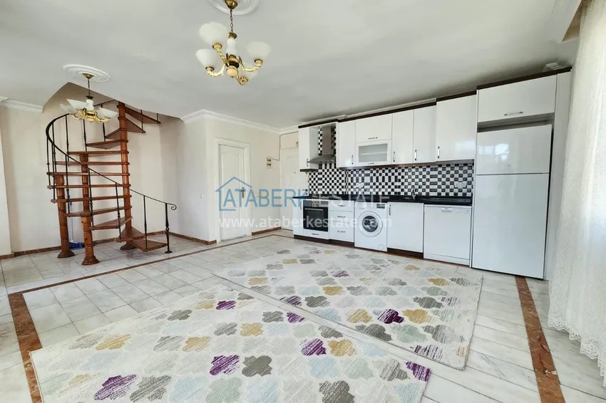 Приобрести Пентхаус-дуплекс в уютном жилом комплексе рядом с морем – Алания, район Оба 1 