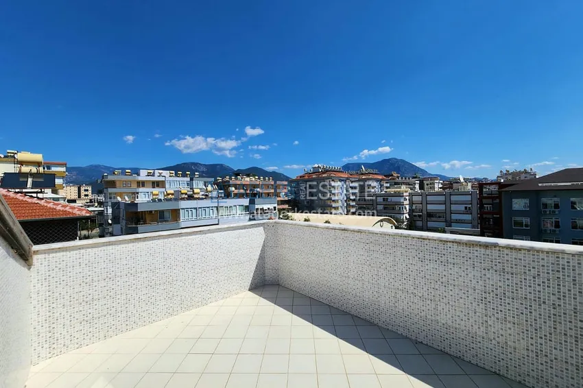 Приобрести Пентхаус-дуплекс в уютном жилом комплексе рядом с морем – Алания, район Оба 22 