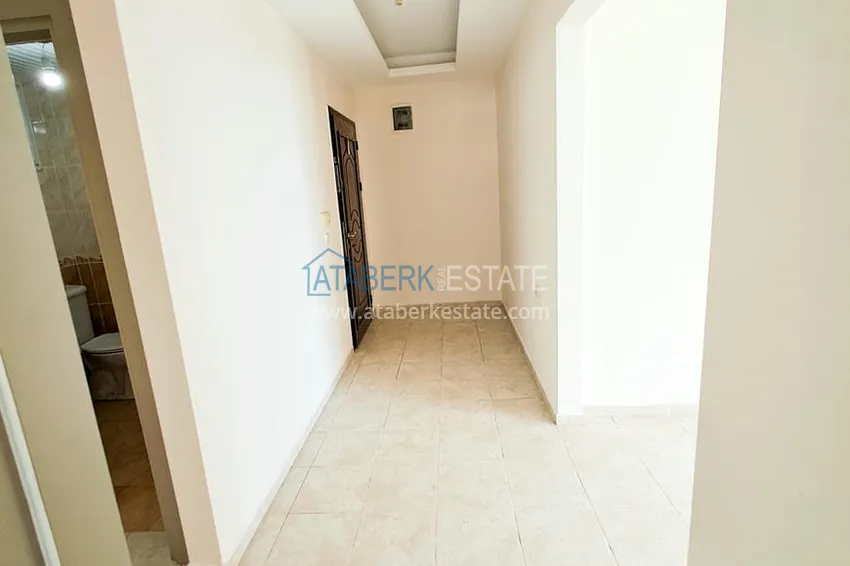 Приобрести Просторная трехкомнатная квартира с видом на море и горы в районе Махмутлар, Алания  2 