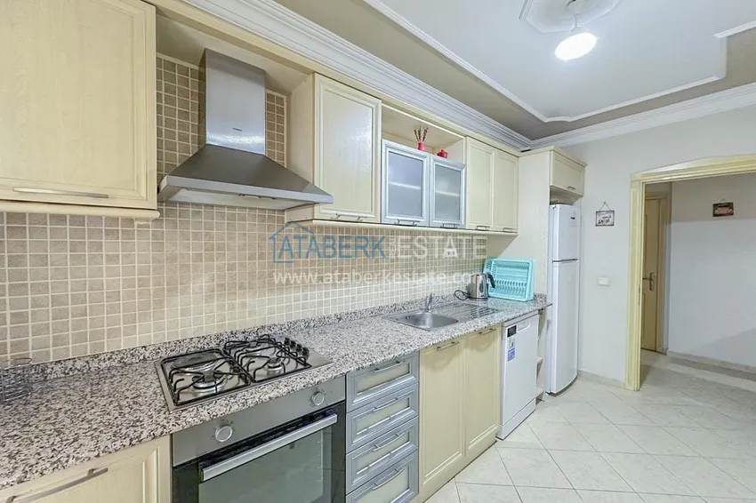 Приобрести Квартира в центре Алании с мебелью, в 700 метрах от пляжа Клеопатра 3 