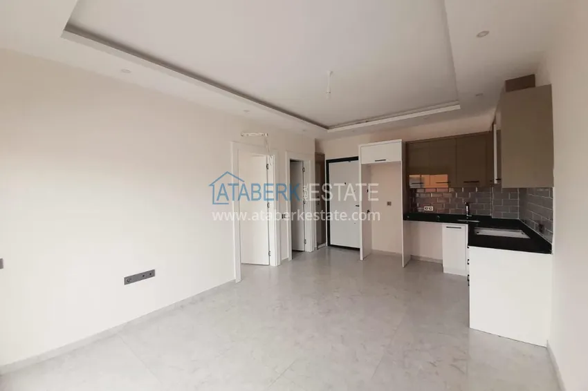 Приобрести Двухкомнатная квартира с чистовой отделкой в новом комплексе – Алания, район Авсаллар 3 