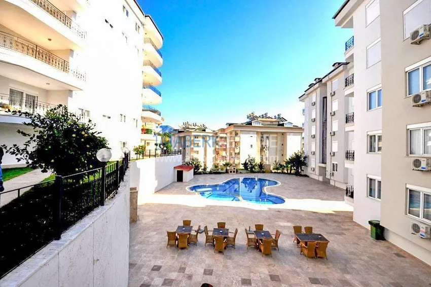 Квартира в районе Джикджилли трехкомнатная, с мебелью и застекленным балконом 4 