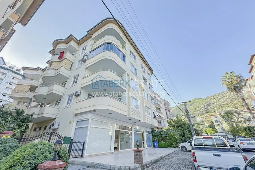 Квартира в центре Алании с мебелью, в 700 метрах от пляжа Клеопатра 4 