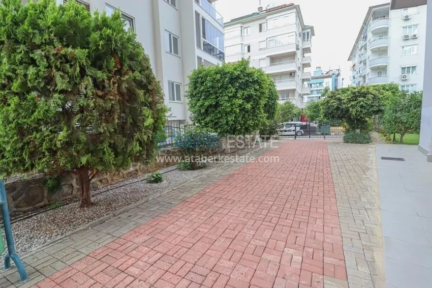 Недвижимость под ВНЖ. Трехкомнатная квартира с мебелью в Оба - район ТЦ Аланиум 4 