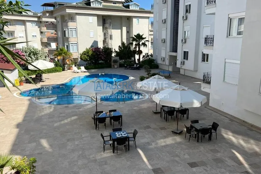 Квартира в районе Джикджилли трехкомнатная, с мебелью и застекленным балконом 5 