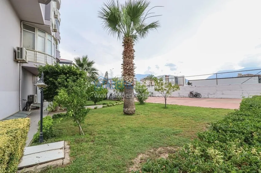 Недвижимость под ВНЖ. Трехкомнатная квартира с мебелью в Оба - район ТЦ Аланиум 5 